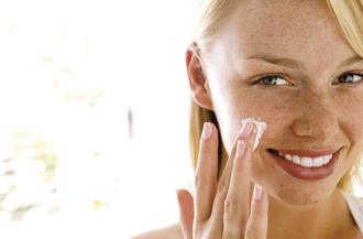 How 3 Popular Types of Creams and Gels Can Help Sun-Damaged Skin