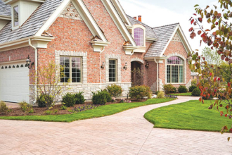 Signs a Home Exterior Needs Updating