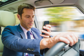 How to Reduce Your Risk of Driving Distracted