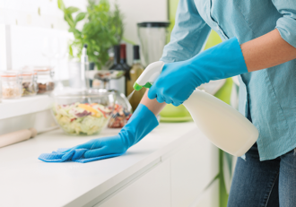 Daily Tasks to Keep Your Kitchen Clean