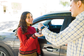Avoiding a Costly Lockout: 4 Reasons to Duplicate Your Car Key